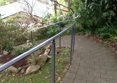 Handrail curved profile bar - H8