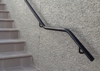 Tubular handrail - H12