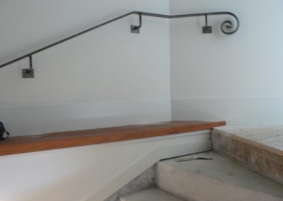 Handrail profile bar with scroll - H22